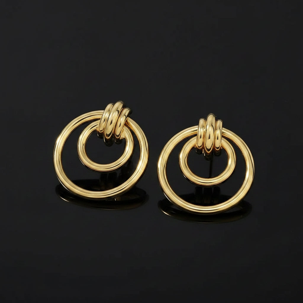 Boucles d'Oreilles Puces Double Anneau Noué — Acier Inoxydable Doré | Style Minimaliste
