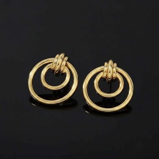 Boucles d'Oreilles Puces Double Anneau Noué — Acier Inoxydable Doré | Style Minimaliste