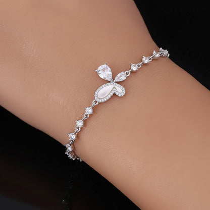 Bracelet Papillon & Coquillage Pavé Zircon – Chaîne Délicate