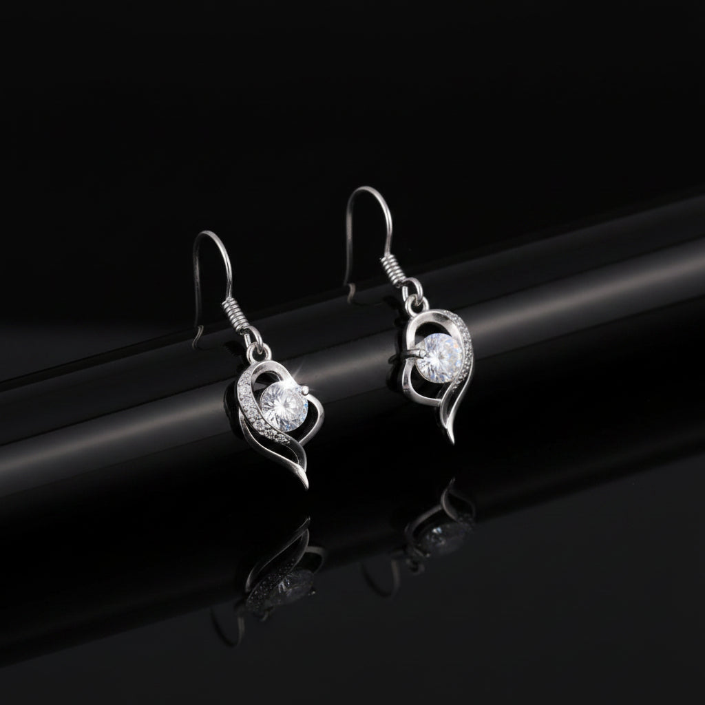Boucles d’Oreilles Pendantes Cœur Pavé Zircon – Plaquées Argent