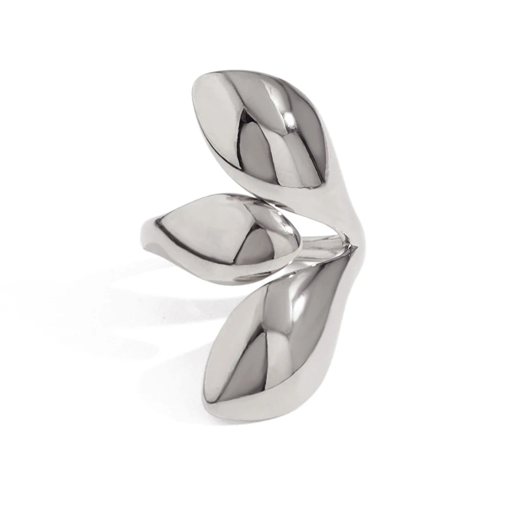 Bague Sculptée Dorée – Acier Inoxydable Plaqué Or 18K