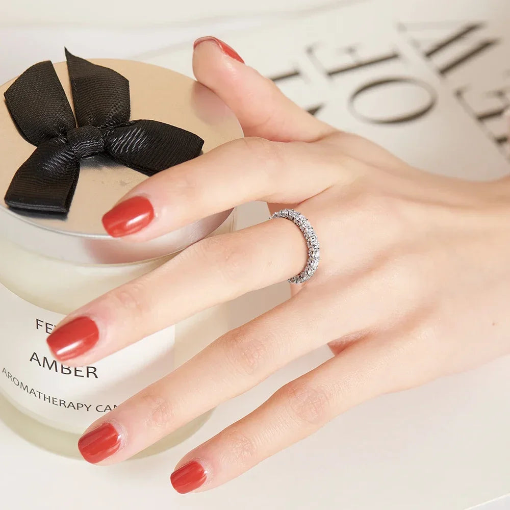 Serenity Ring in 3mm Moissanite - 925 Silver 18K Gold Plated